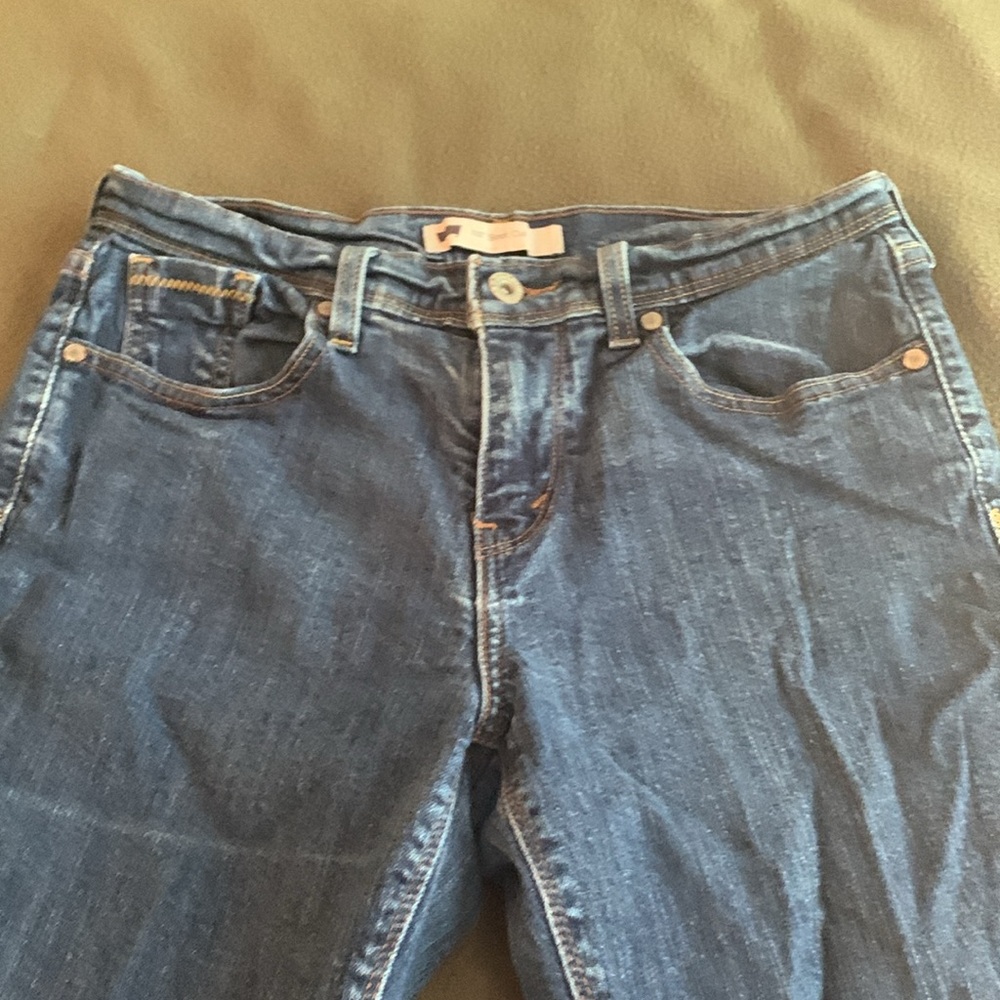 Levi’s 515 Boot Cut jeans. Size 4M. Waist approx 29 “. Inseam approx 29” - Picture 6 of 12